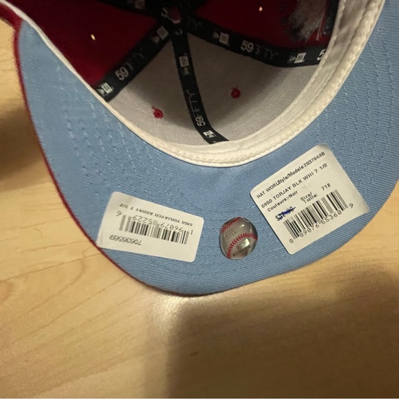 Toronto Blue Jays red hat fitted 7 1/2 - Picture 4 of 5